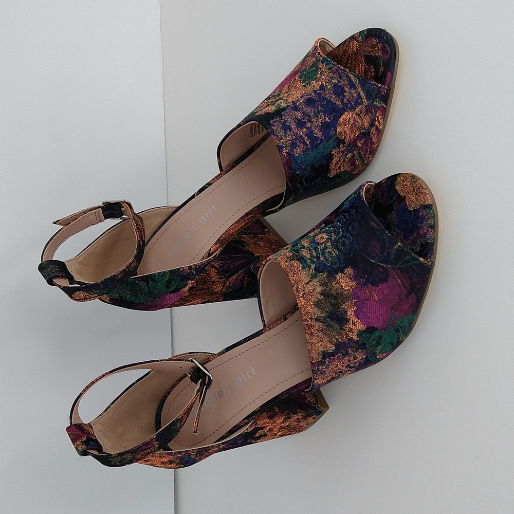 Madden Girl Women's CLARAH Heeled Sandal